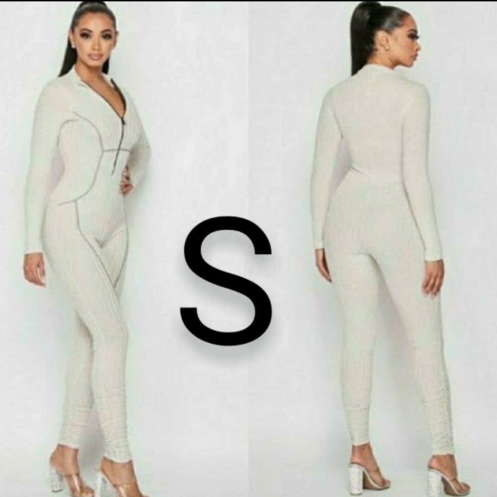 🆕Cream & Black Ribbed Bodycon Long Sleeve Fashion Jumpsuit Size S